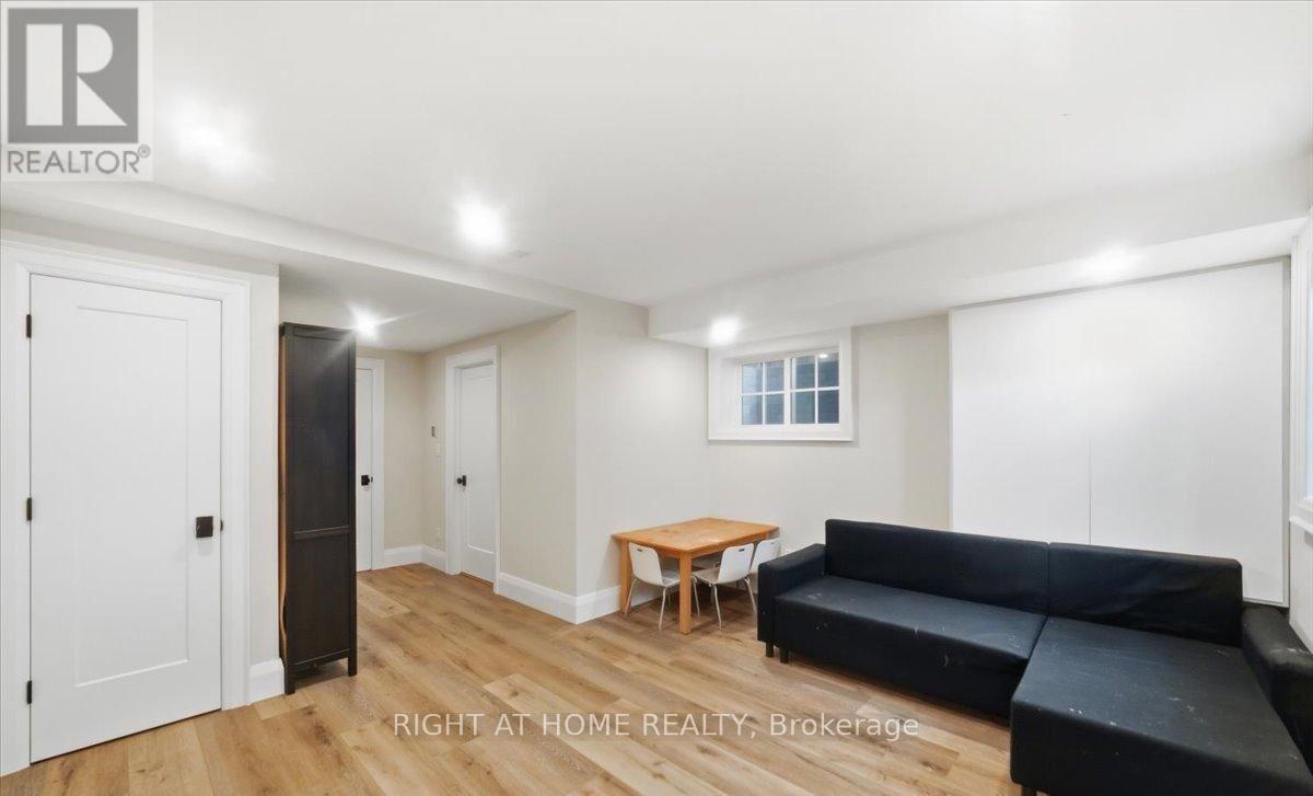 79 Wilson Street E, Oakville, Ontario  L6K 3G4 - Photo 34 - W14100508