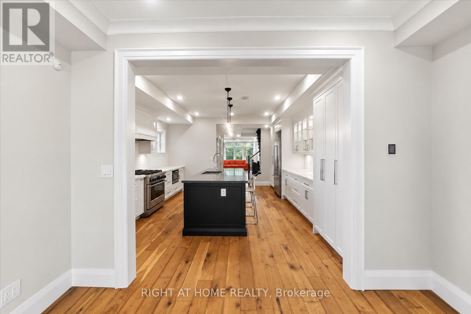 79 Wilson Street E, Oakville, Ontario  L6K 3G4 - Photo 8 - W14100508