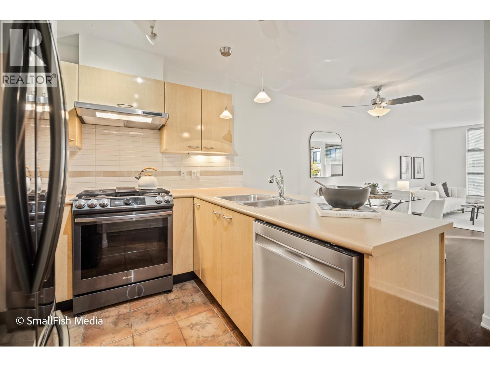 322 638 W 7th Avenue, Vancouver, British Columbia  V5Z 1B5 - Photo 16 - R3177162