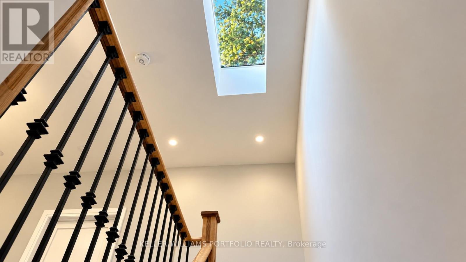 Laneway House - 71a Chisholm Avenue, Toronto, Ontario  M4C 4V1 - Photo 4 - E14096800
