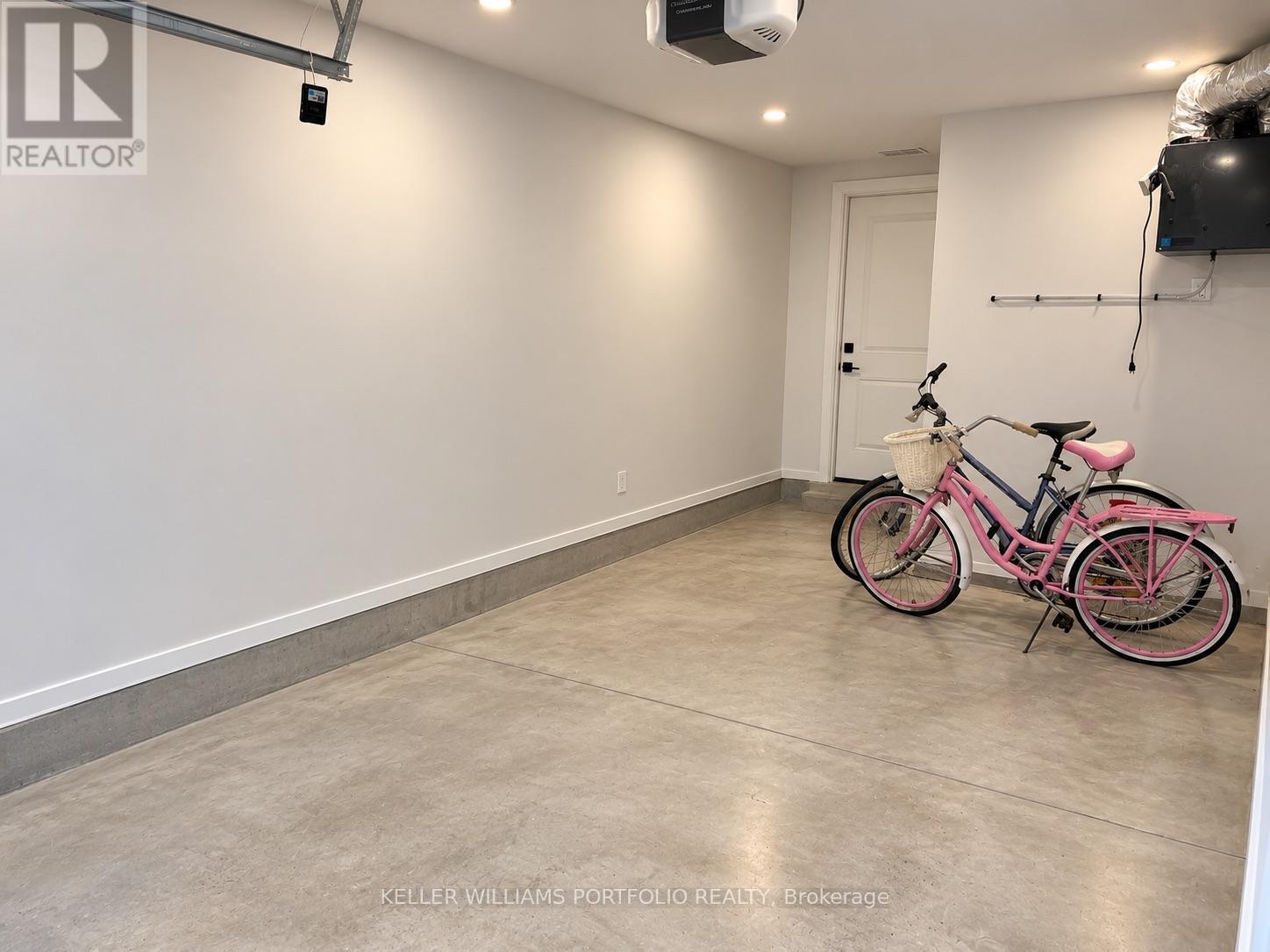 Laneway House - 71a Chisholm Avenue, Toronto, Ontario  M4C 4V1 - Photo 14 - E14096800