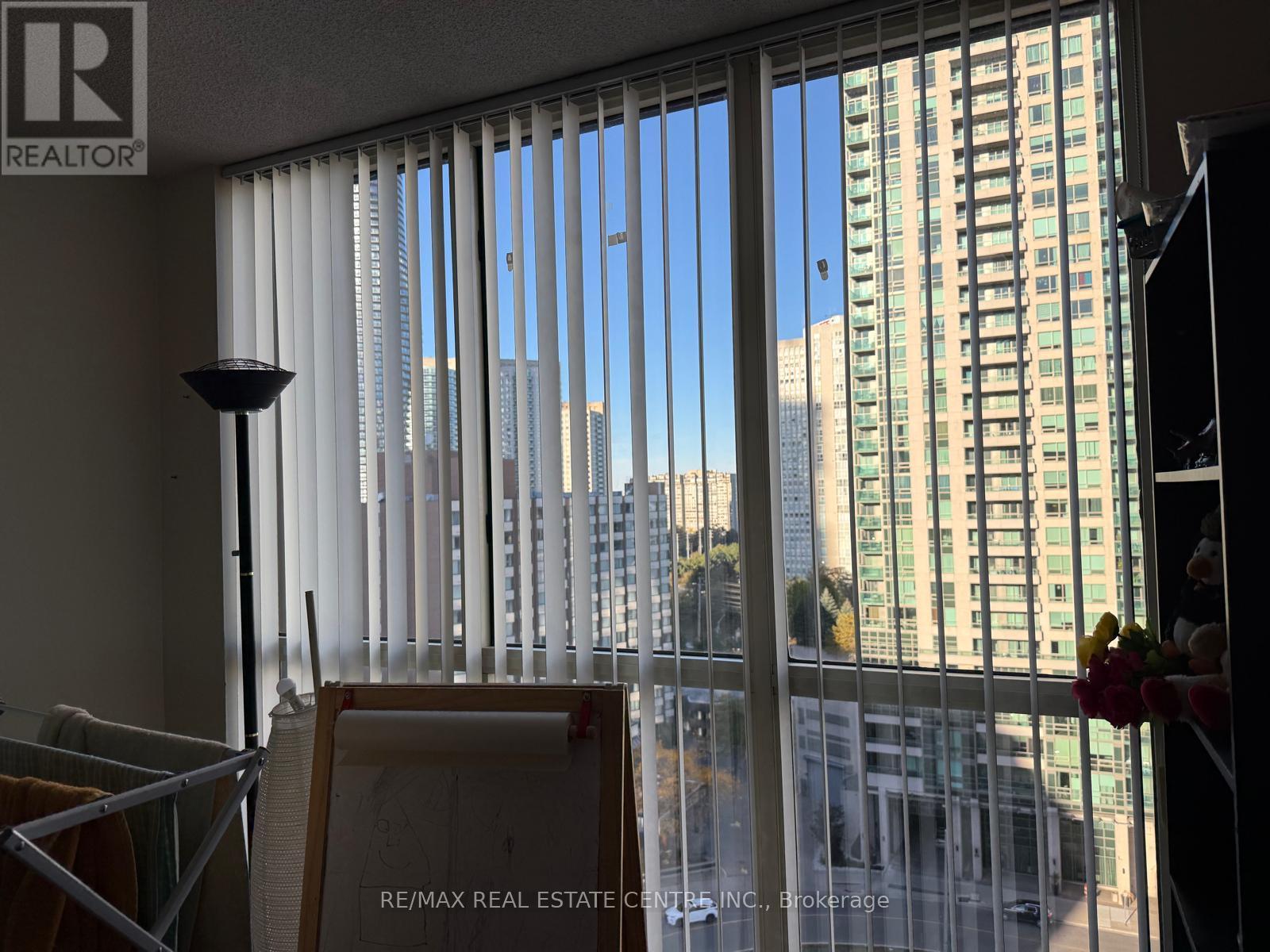1210 - 265 Enfield Place, Mississauga, Ontario  L5B 3Y7 - Photo 15 - W13738446