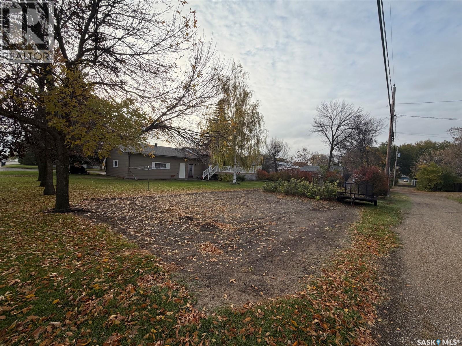 304 1st Street E, Carnduff, Saskatchewan  S0C 0S0 - Photo 24 - SK051597