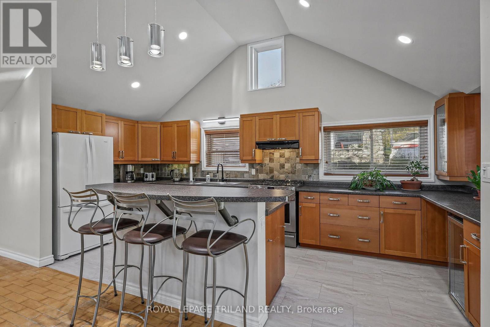 3137 Hale Street, Malahide, Ontario  N5H 2K2 - Photo 3 - X14100566