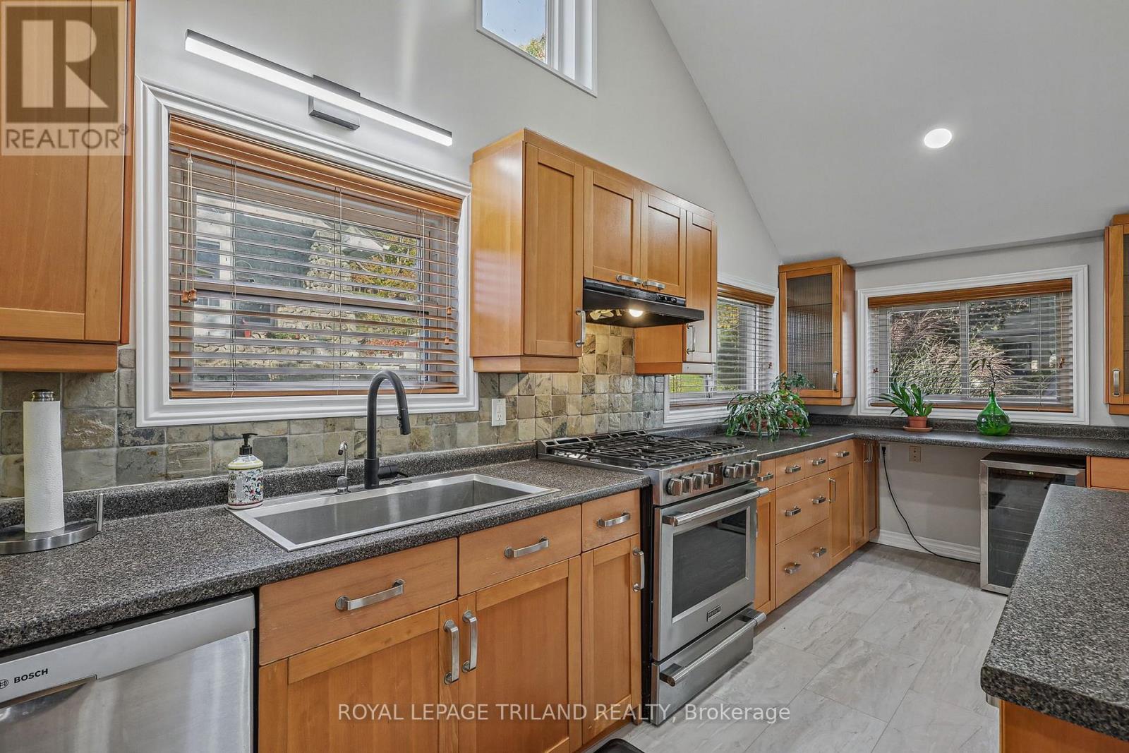3137 Hale Street, Malahide, Ontario  N5H 2K2 - Photo 4 - X14100566