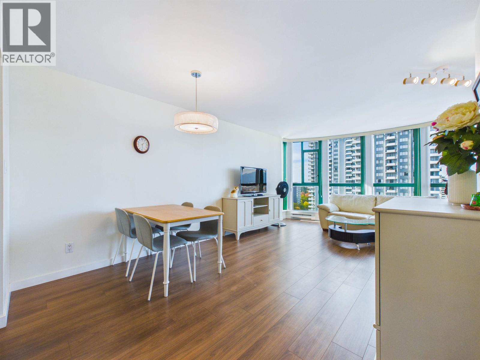 1705 5833 Wilson Avenue, Burnaby, British Columbia  V5H 4R8 - Photo 4 - R3176397
