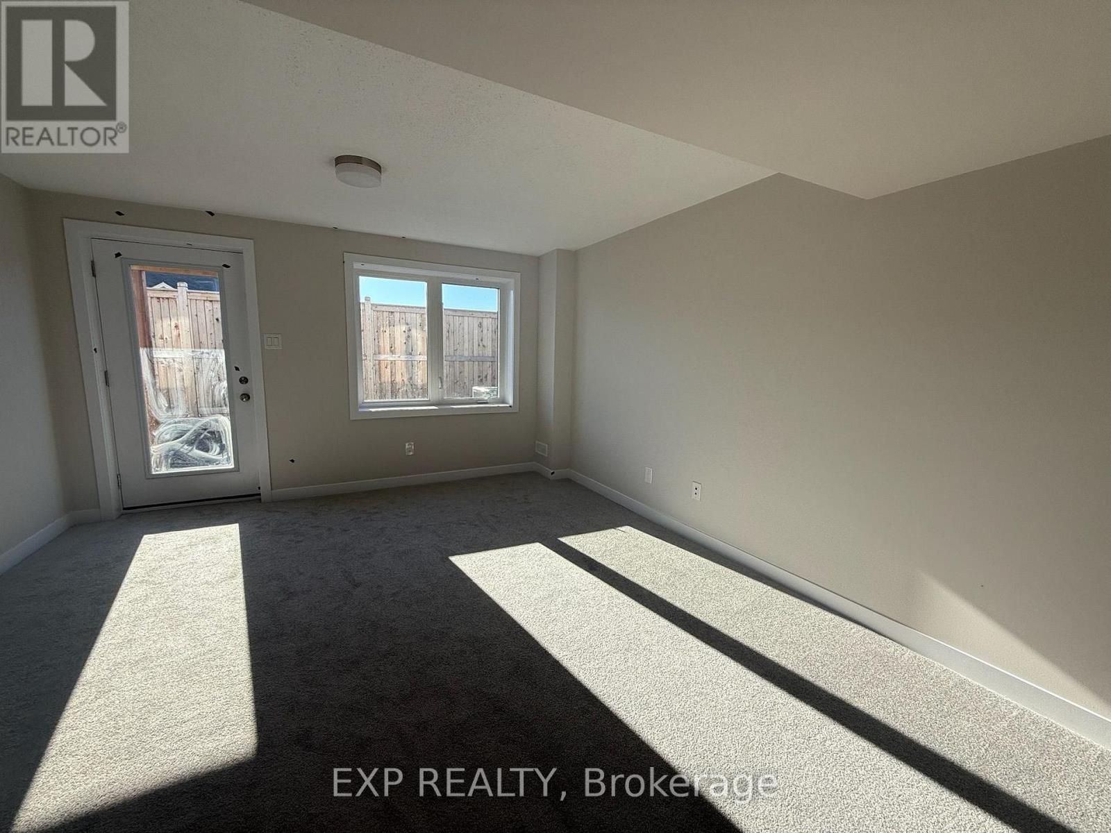 373 Falsetto Street, Ottawa, Ontario  K1W 0S6 - Photo 3 - X14100556