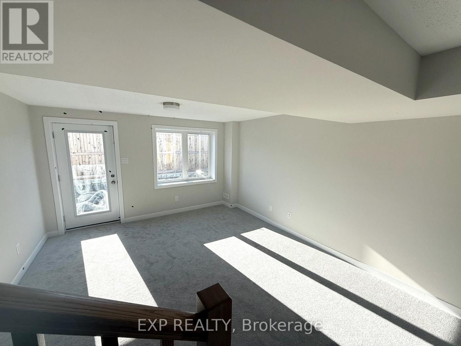 373 Falsetto Street, Ottawa, Ontario  K1W 0S6 - Photo 4 - X14100556