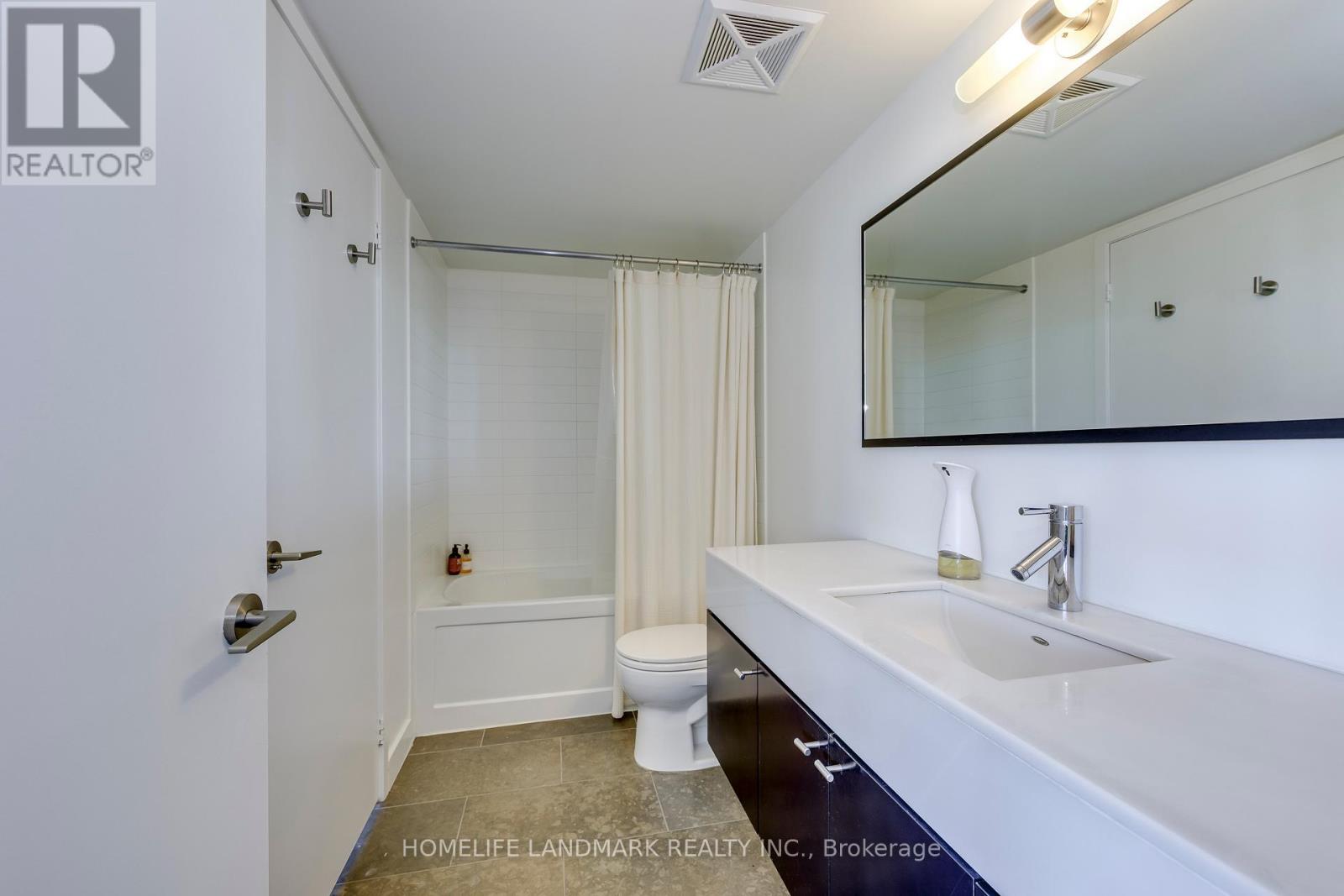 3306 - 126 Simcoe Street, Toronto, Ontario  M5H 4E6 - Photo 11 - C13885736