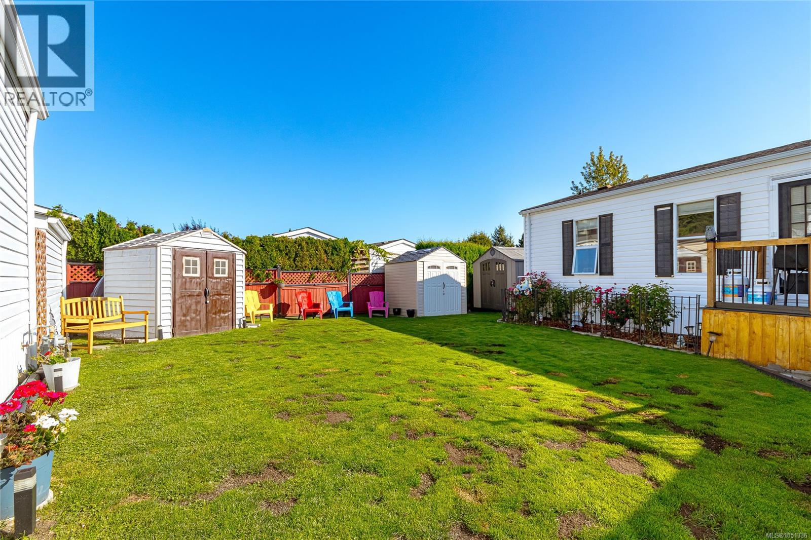 30 7583 Central Saanich Rd
