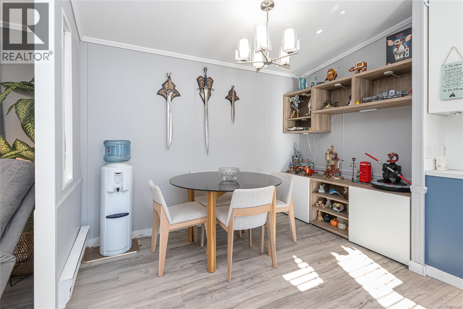30 7583 Central Saanich Rd