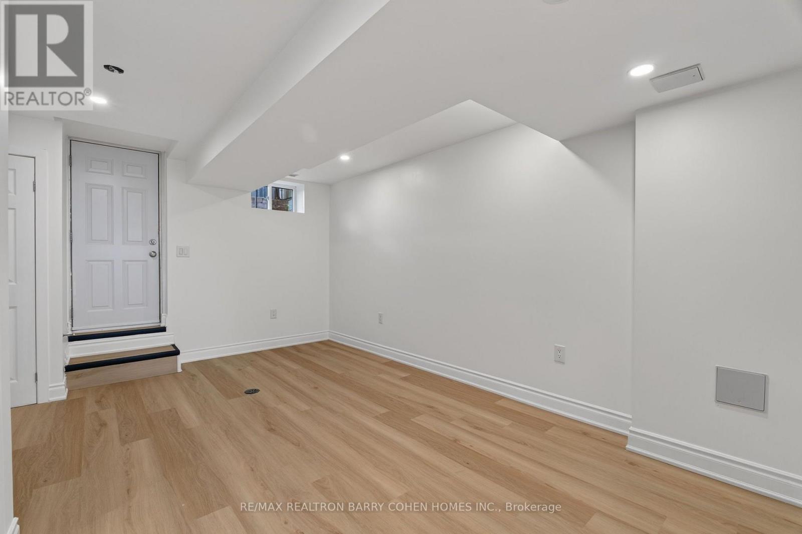 Lower - 371 Howland Avenue, Toronto, Ontario  M5R 3C1 - Photo 3 - C14100532