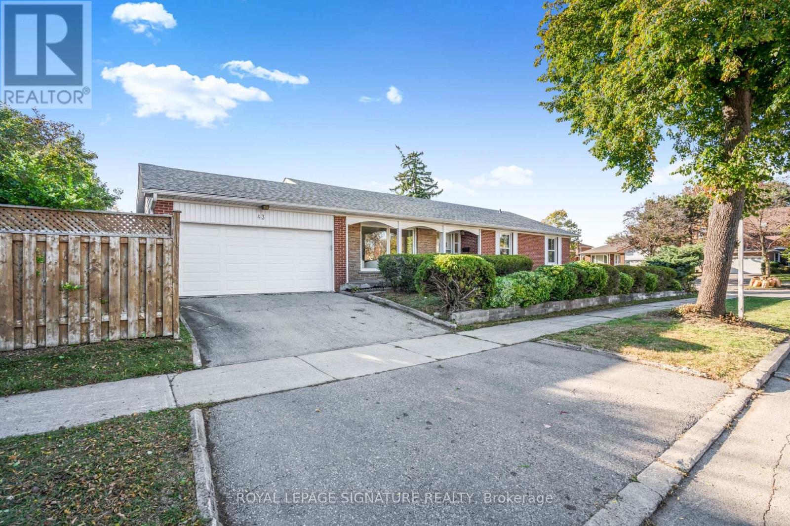 43 KATHROSE DRIVE, Toronto, Ontario