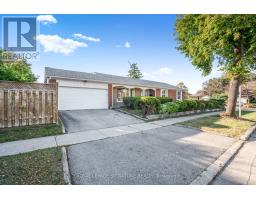 43 KATHROSE DRIVE, Toronto, Ontario