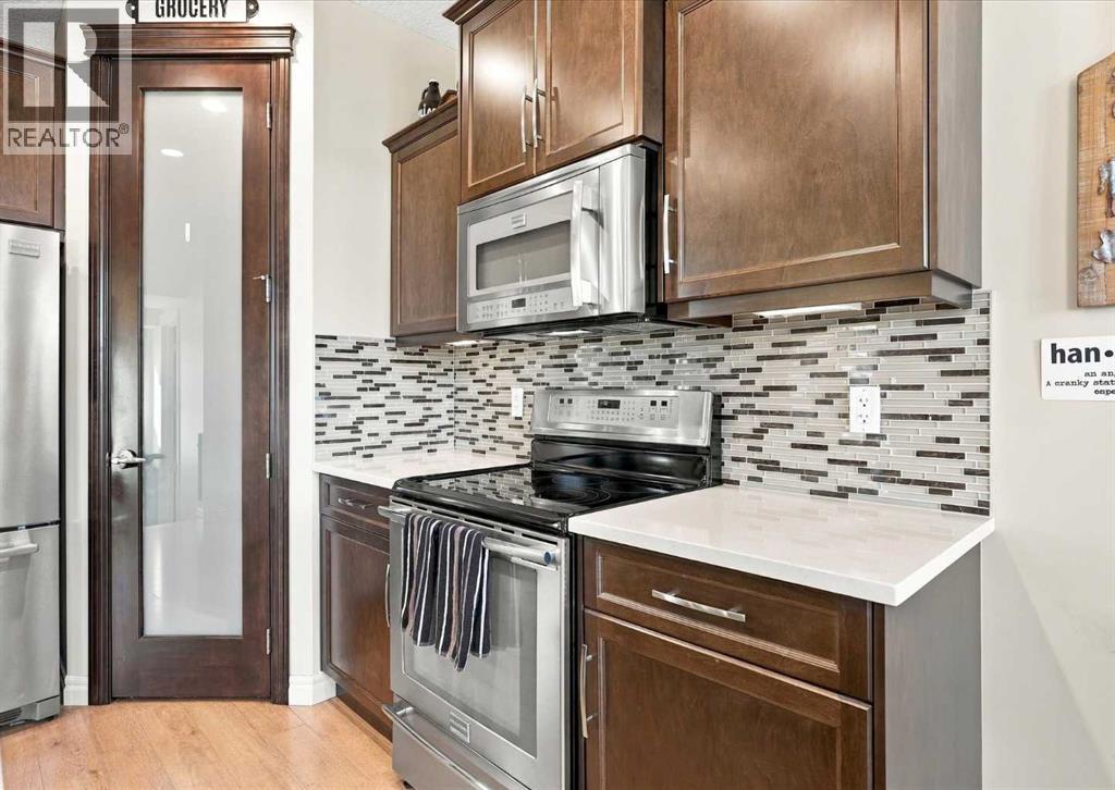 485 River Heights Crescent, Cochrane, Alberta  T4C 0T8 - Photo 9 - A2352286