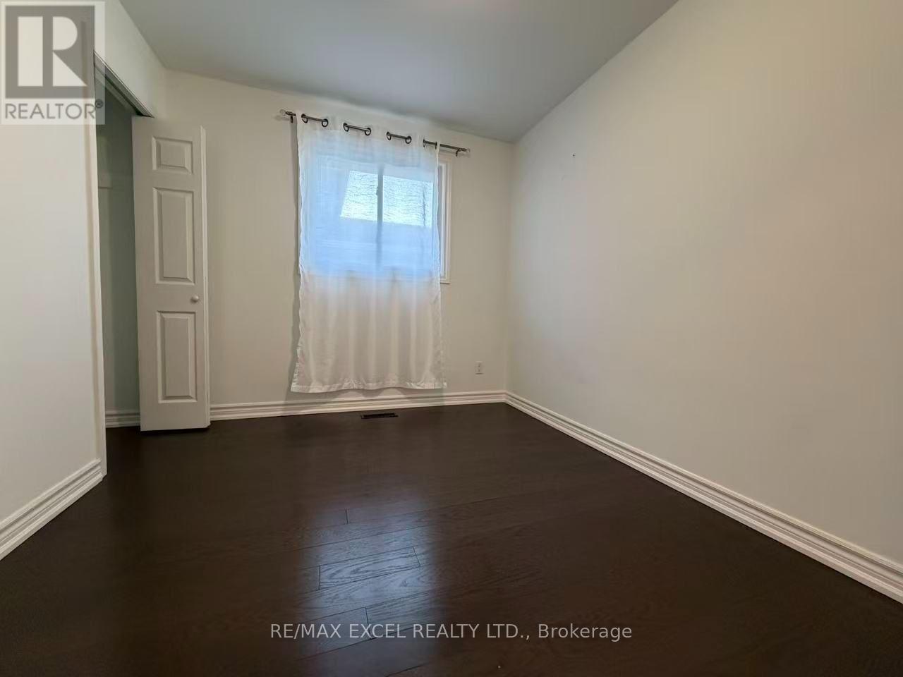 Main Level - 4 Lawnmere Crescent, Toronto, Ontario  M1S 2T2 - Photo 10 - E14100558