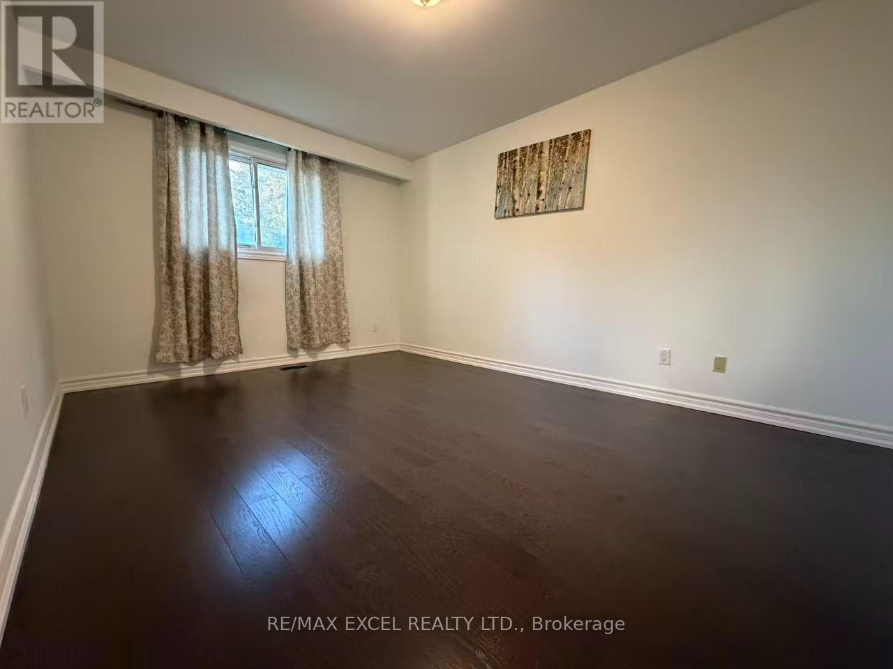 Main Level - 4 Lawnmere Crescent, Toronto, Ontario  M1S 2T2 - Photo 11 - E14100558