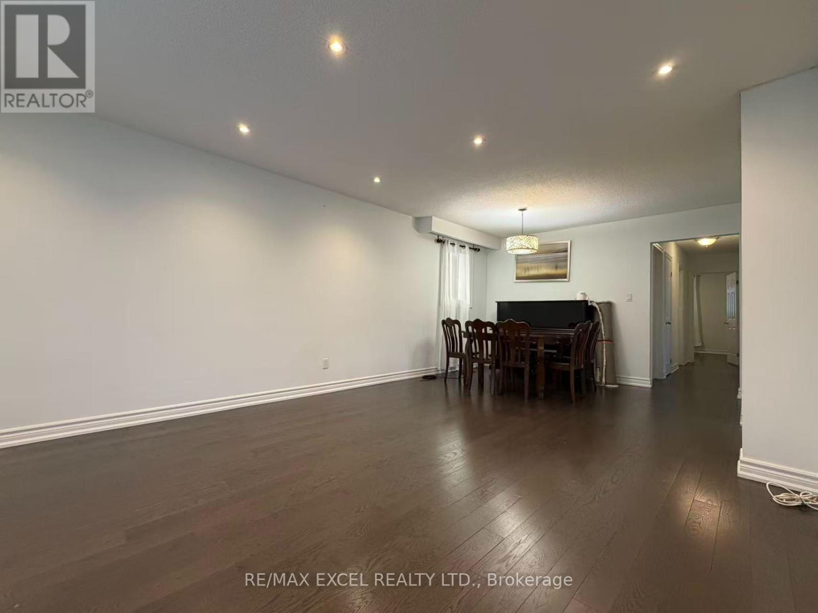 Main Level - 4 Lawnmere Crescent, Toronto, Ontario  M1S 2T2 - Photo 6 - E14100558