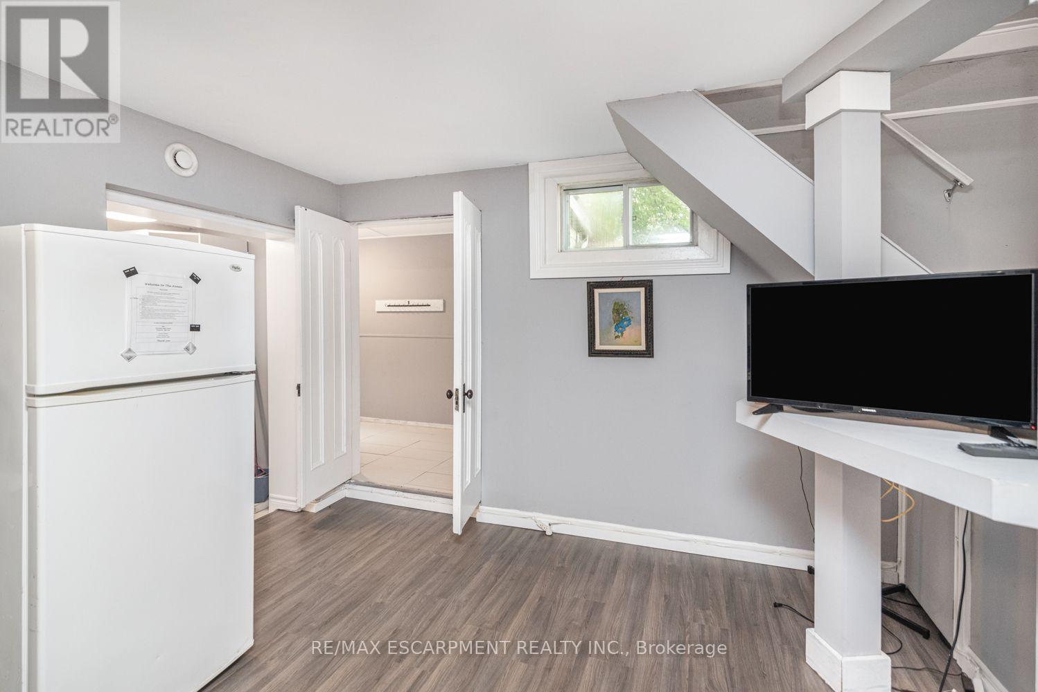 B - 70 Palace Street, Brantford, Ontario  N3T 3X1 - Photo 14 - X14100560