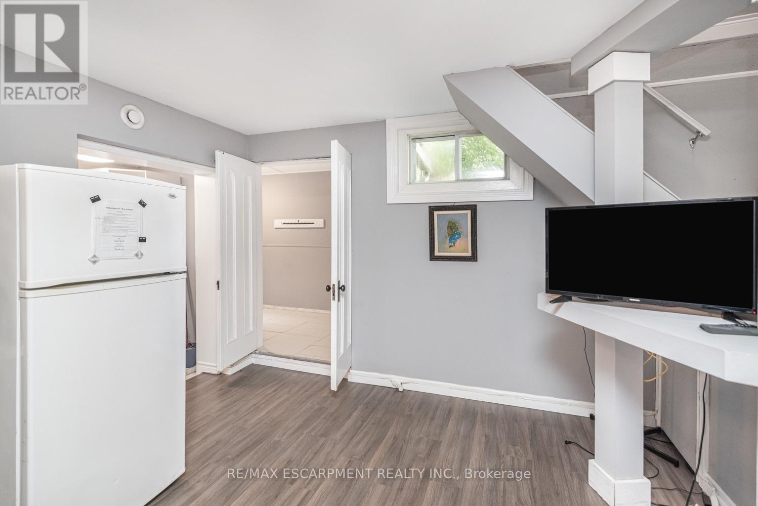 B - 70 Palace Street, Brantford, Ontario  N3T 3X1 - Photo 15 - X14100560