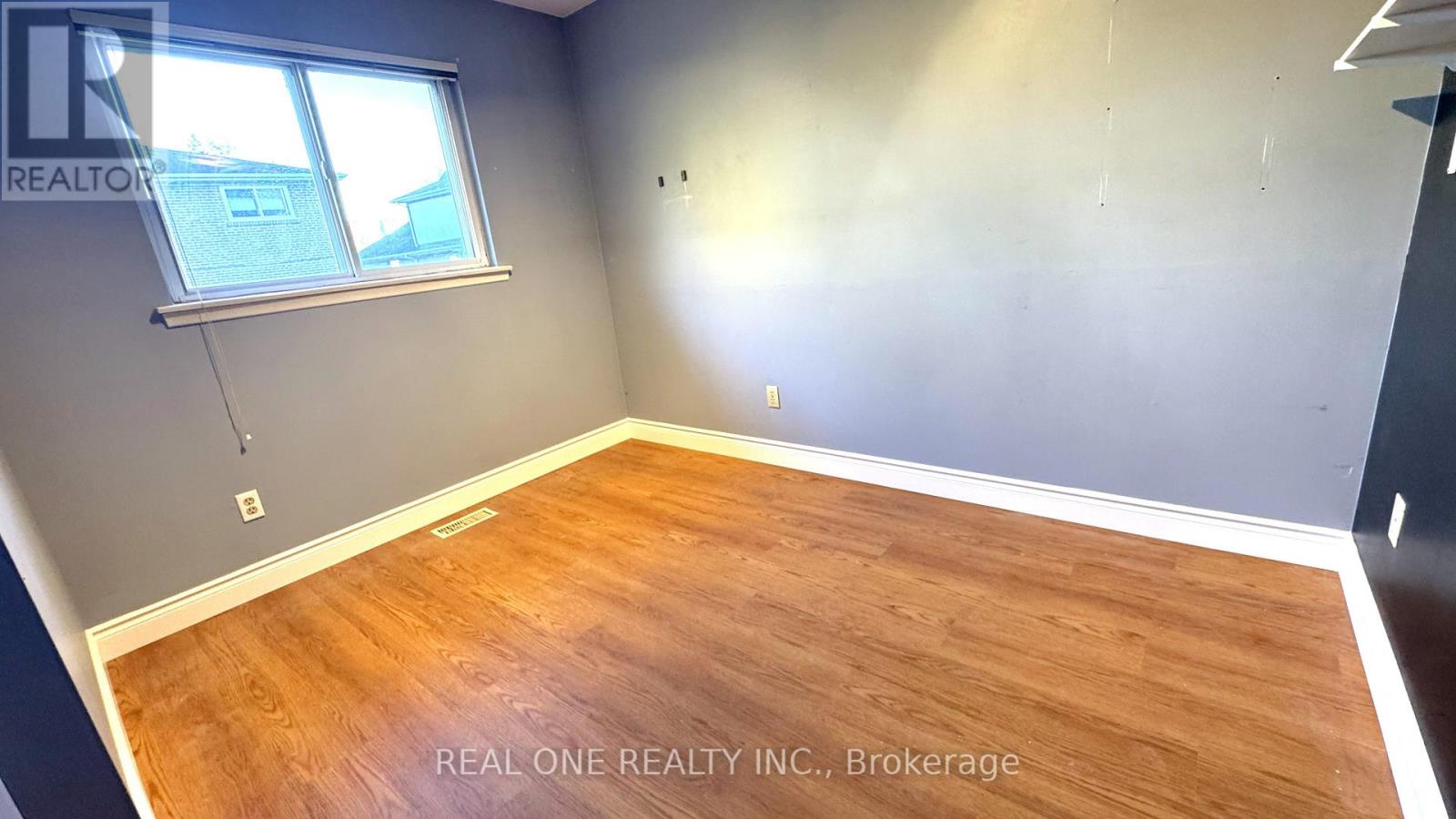 35 Corning Road, Toronto, Ontario  M2J 2L6 - Photo 14 - C13757898