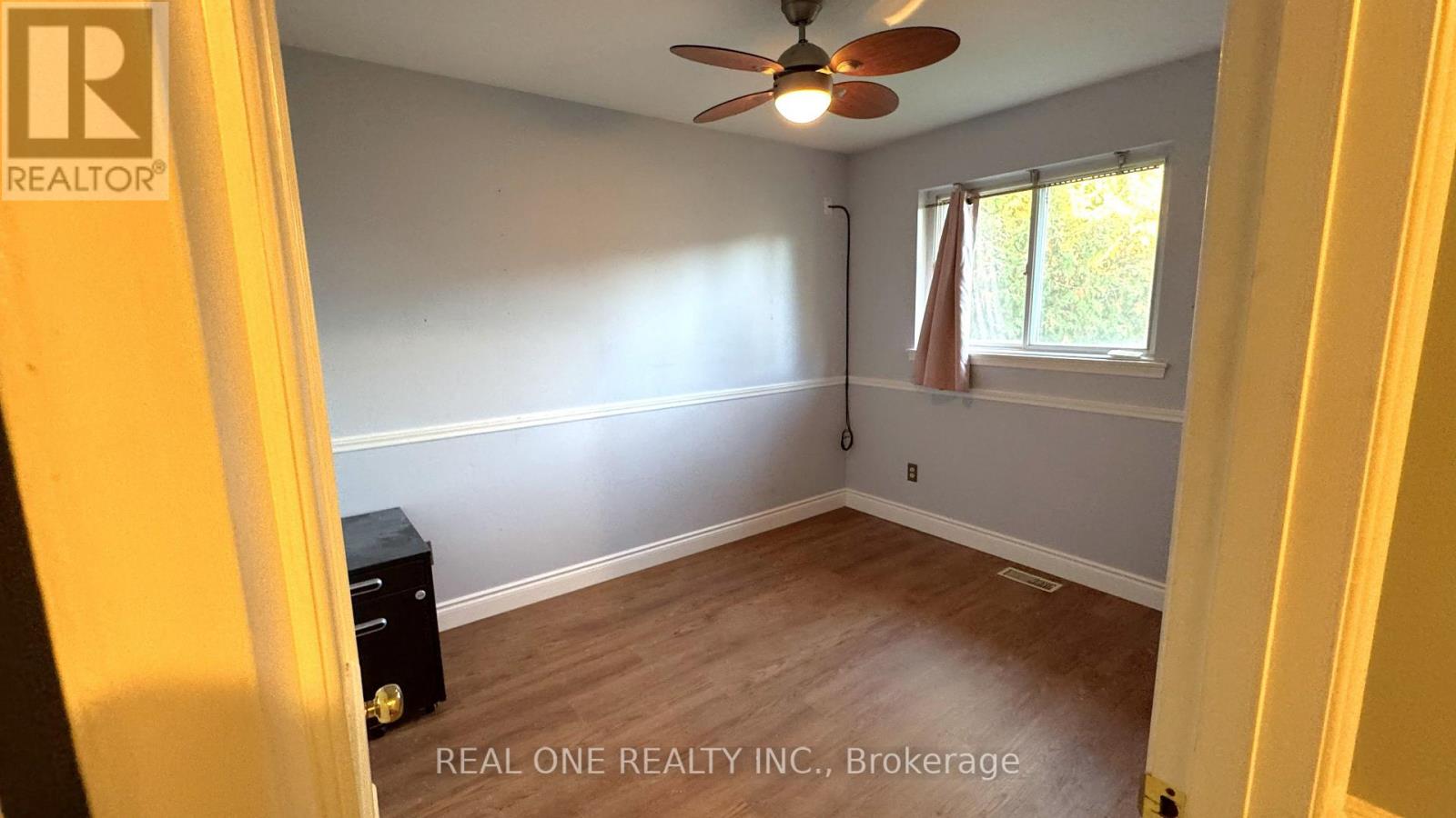 35 Corning Road, Toronto, Ontario  M2J 2L6 - Photo 20 - C13757898