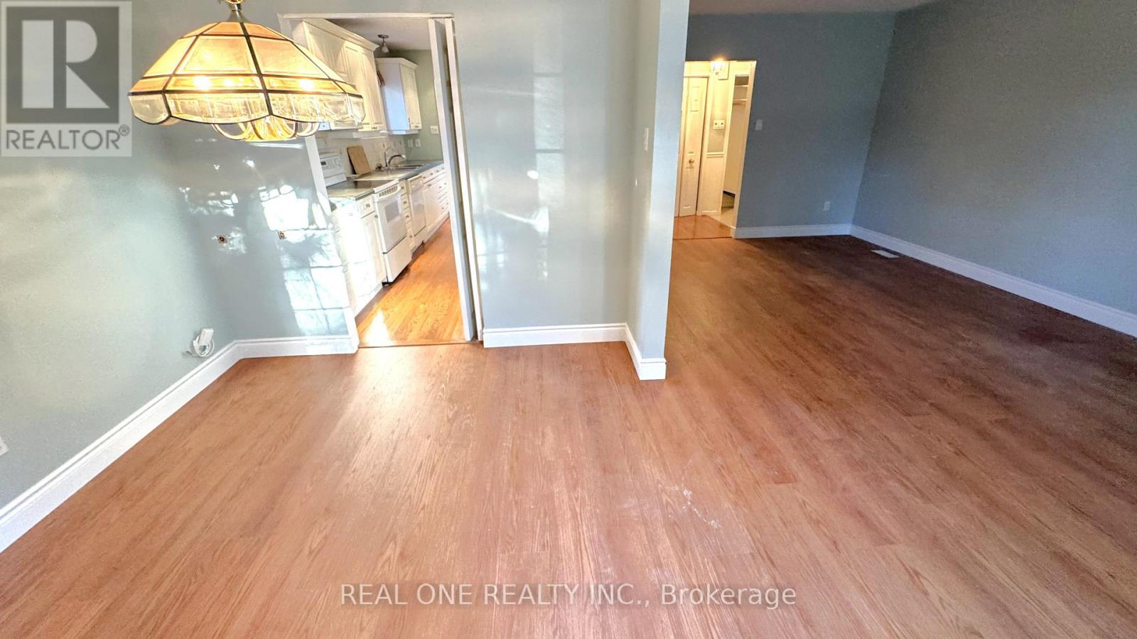 35 Corning Road, Toronto, Ontario  M2J 2L6 - Photo 8 - C13757898