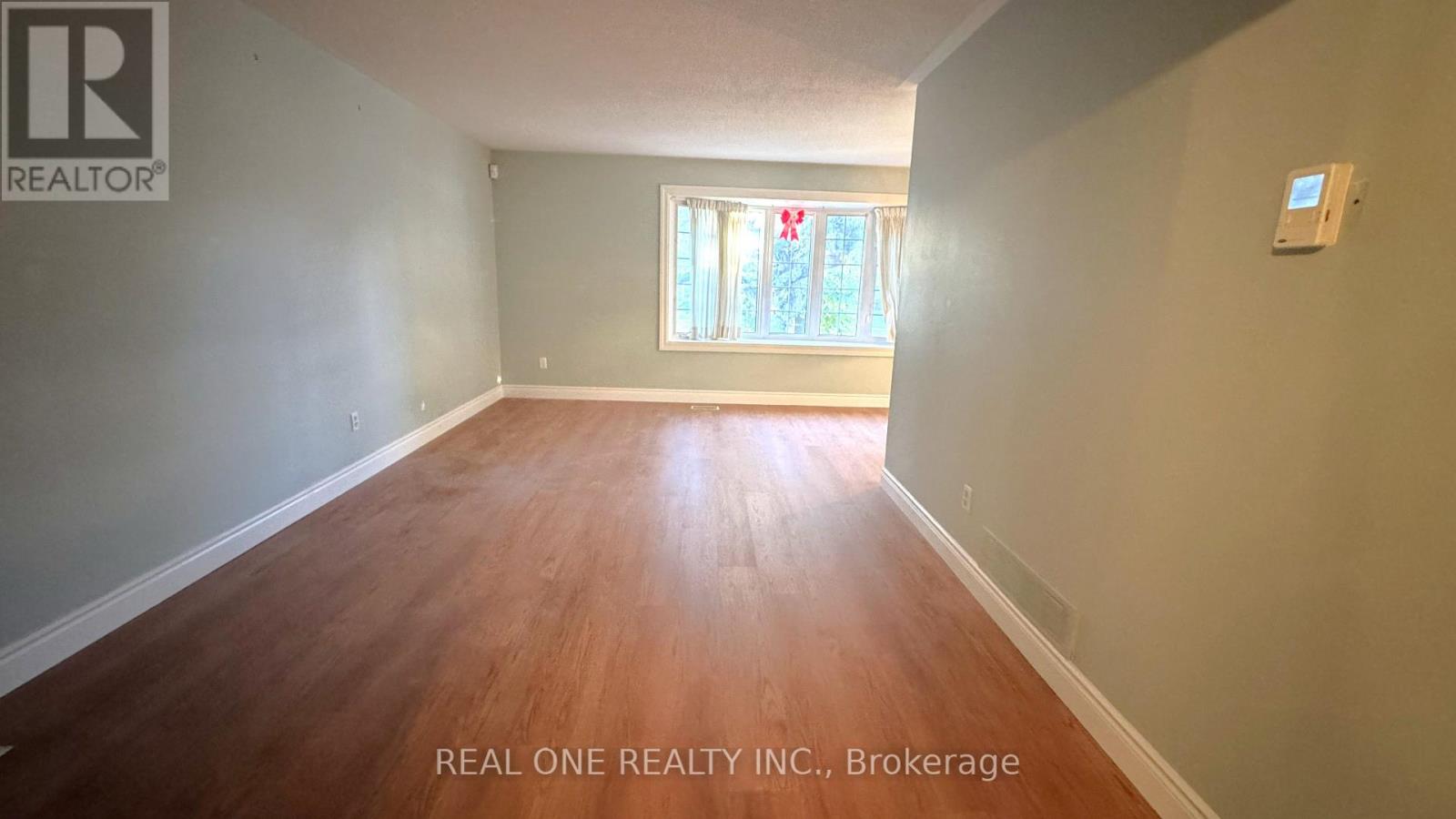 35 Corning Road, Toronto, Ontario  M2J 2L6 - Photo 9 - C13757898