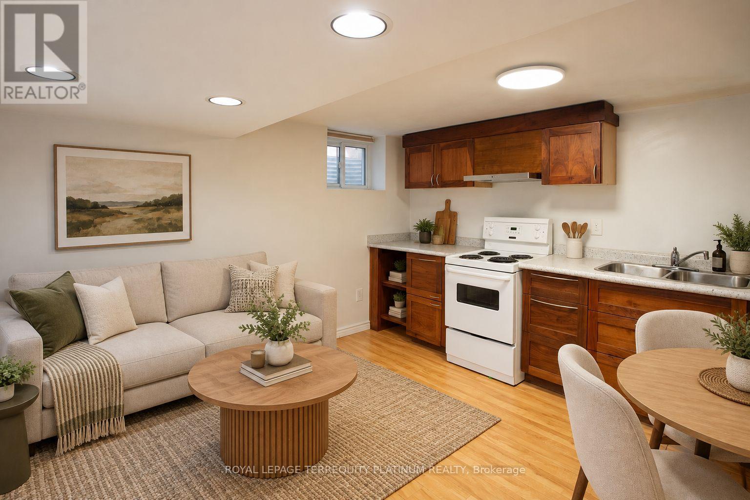 BSMT - 296 LUMSDEN AVENUE, Toronto, Ontario