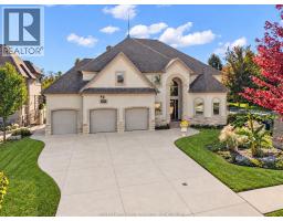 2003 SERENITY CIRCLE, LaSalle, Ontario