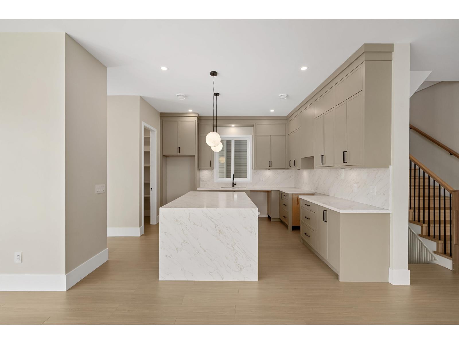 7750 196 STREET, langley, British Columbia