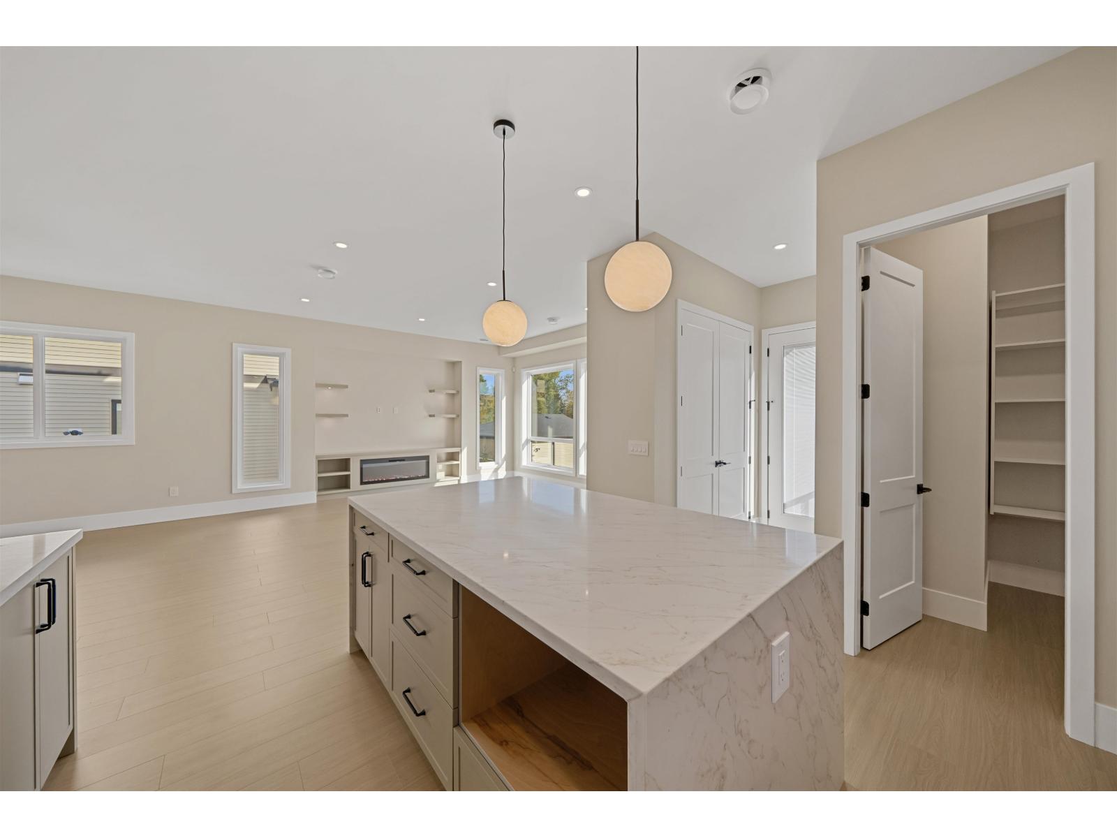 7750 196 Street, Langley, British Columbia  V2Y 3V4 - Photo 6 - R3159511