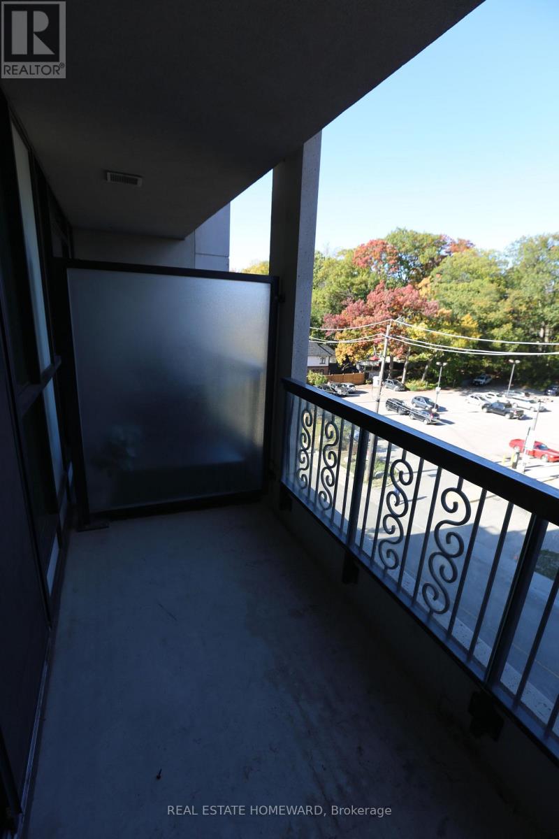 407 - 1 Old Mill Drive, Toronto, Ontario  M6S 0A1 - Photo 15 - W14100580