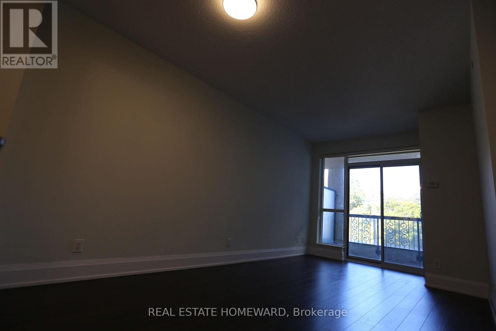 407 - 1 Old Mill Drive, Toronto, Ontario  M6S 0A1 - Photo 18 - W14100580