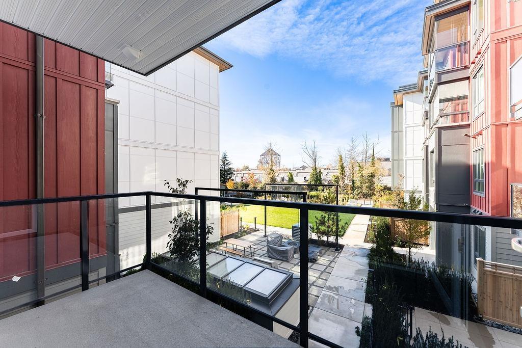 220 13760 75a Avenue, Surrey, British Columbia  V3W 3W5 - Photo 17 - R3177304