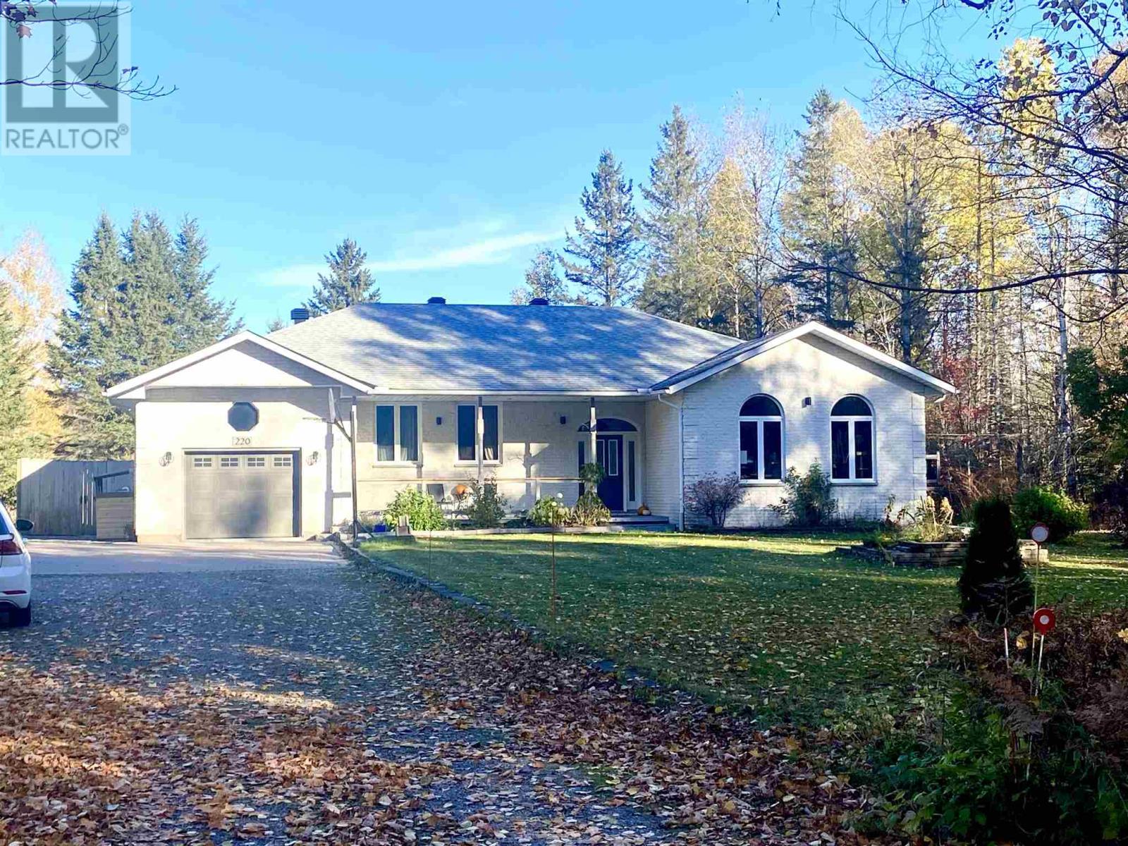 220 Case RD, Sault Ste. Marie, Ontario