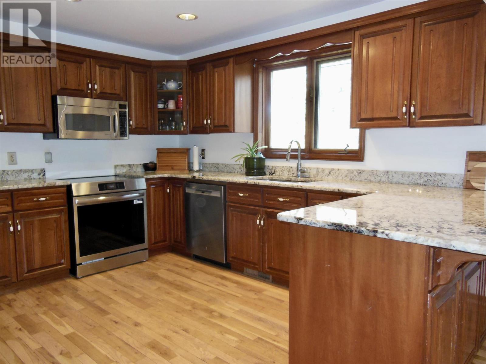 220 Case Rd, Sault Ste. Marie, Ontario  P6A 6J8 - Photo 18 - SM262916