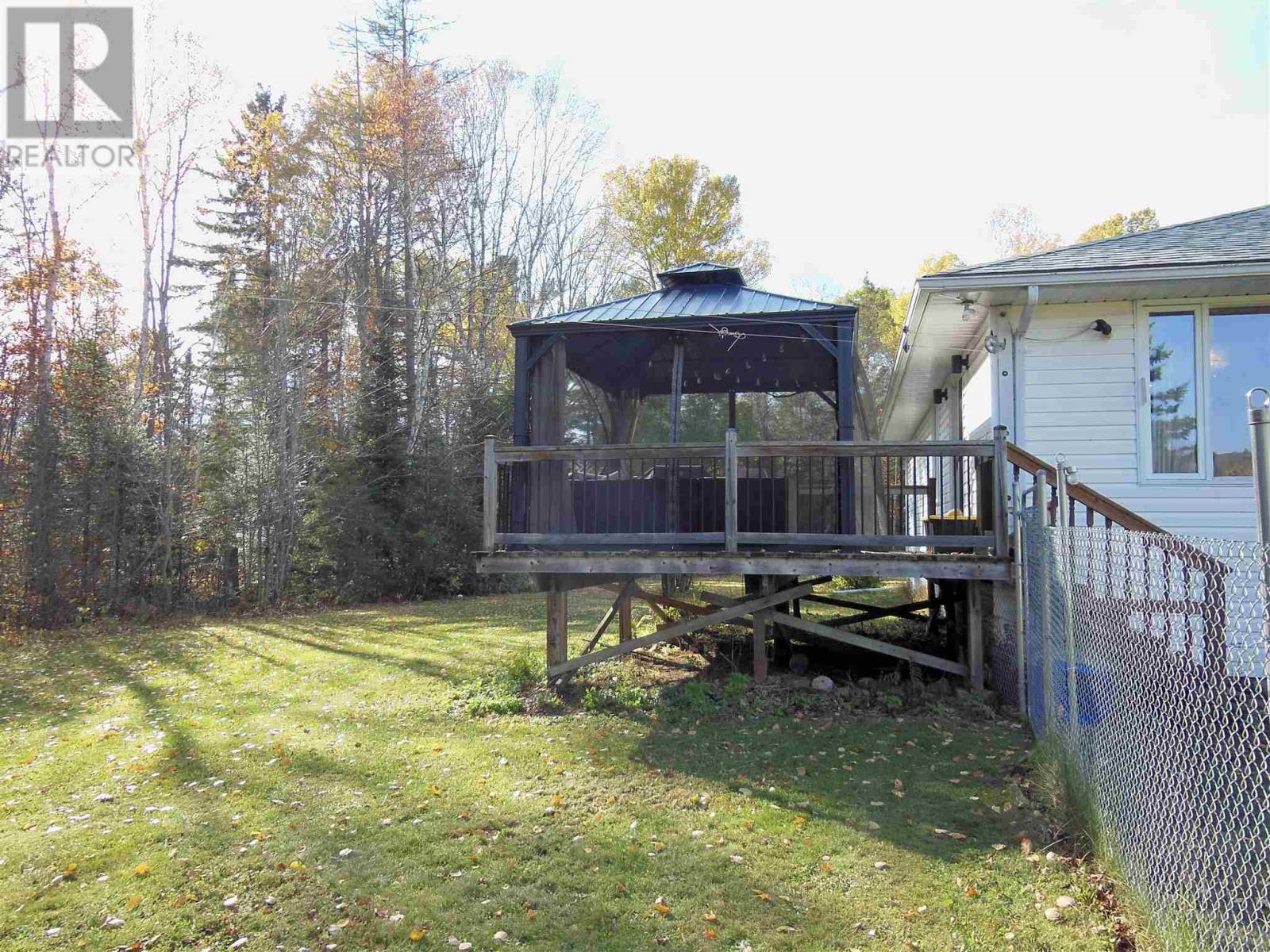 220 Case Rd, Sault Ste. Marie, Ontario  P6A 6J8 - Photo 9 - SM262916