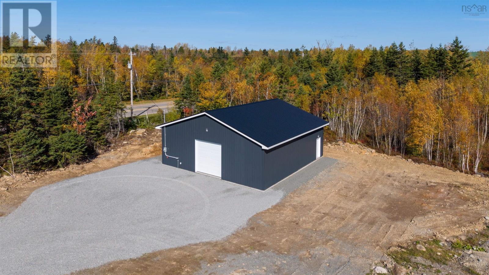 35 Eveleigh Drive, Sydney Mines, Nova Scotia  B1V 0B4 - Photo 2 - 202625957