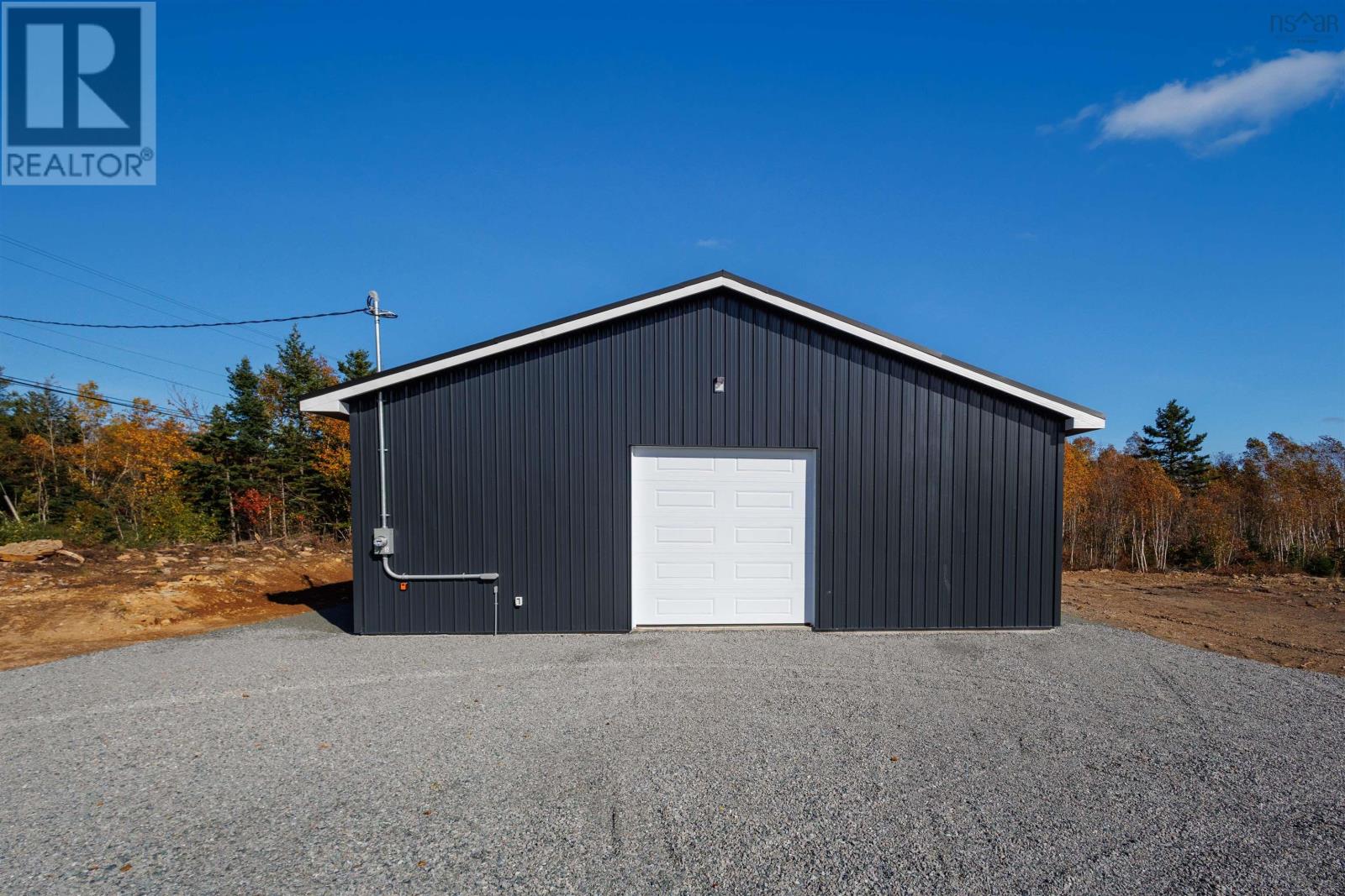 35 Eveleigh Drive, Sydney Mines, Nova Scotia  B1V 0B4 - Photo 19 - 202625957