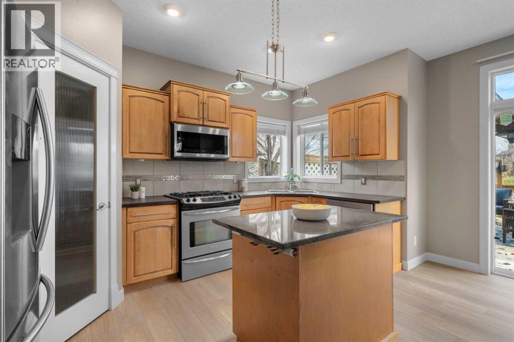 87 Brightonstone Gardens Se, Calgary, Alberta  T2Z 0C6 - Photo 5 - A2346625
