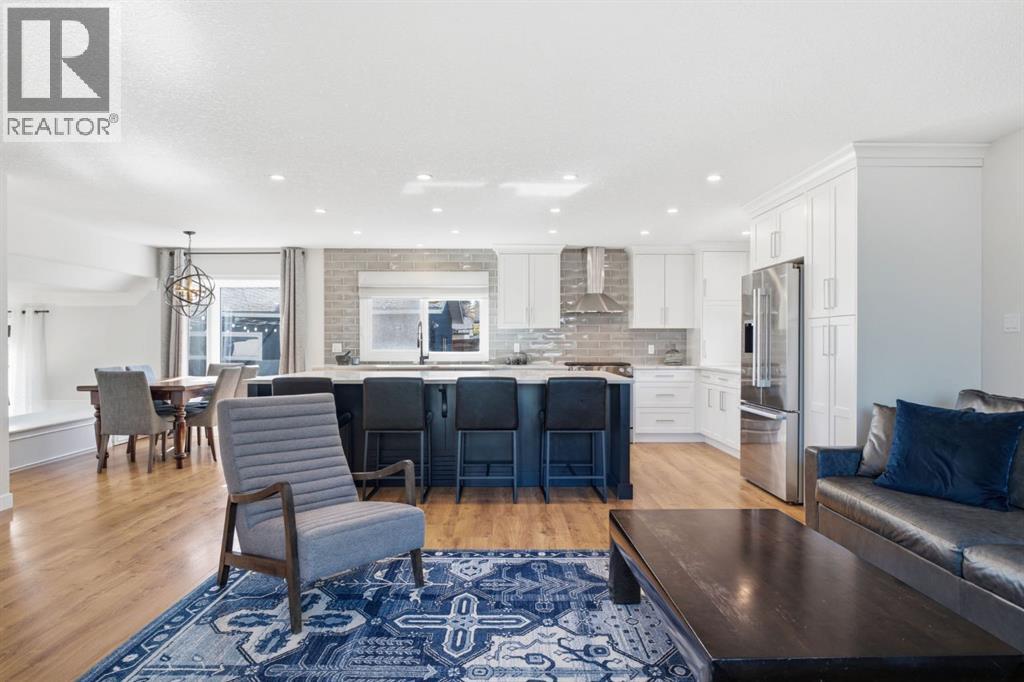 543 Willingdon Boulevard SE, Calgary, Alberta  T2J 2B1 - Photo 12 - A2351943