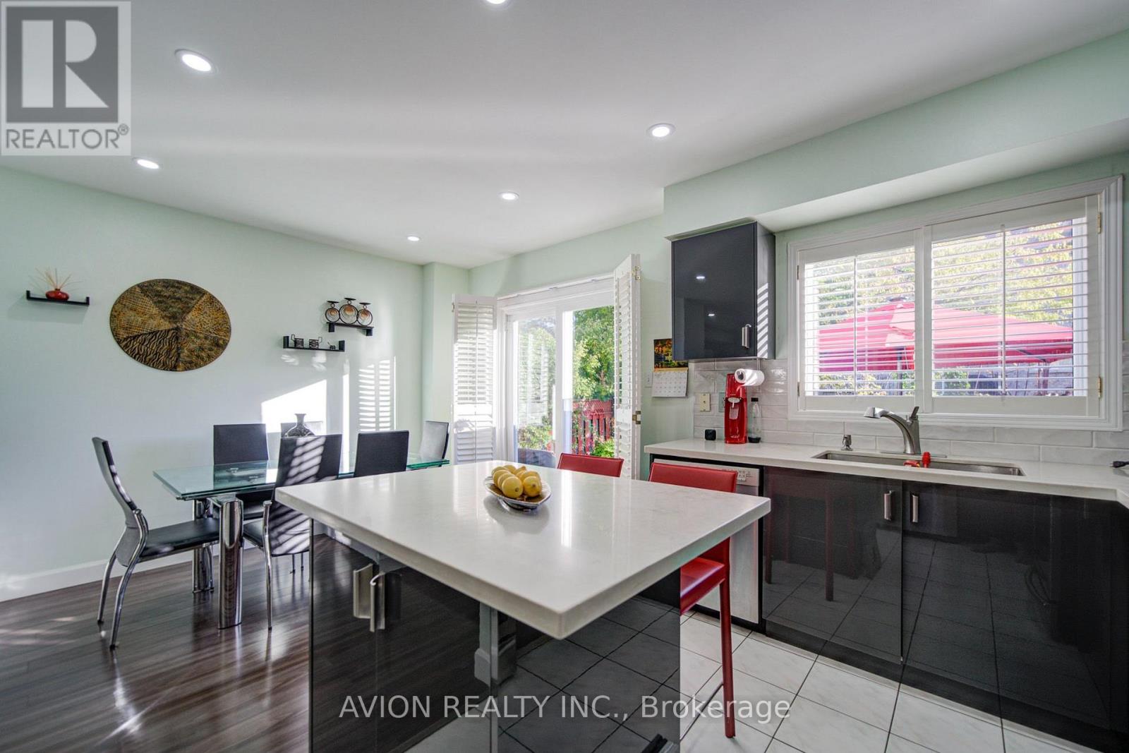 17 Indigo Street, Richmond Hill, Ontario  L4S 1W2 - Photo 12 - N14100594