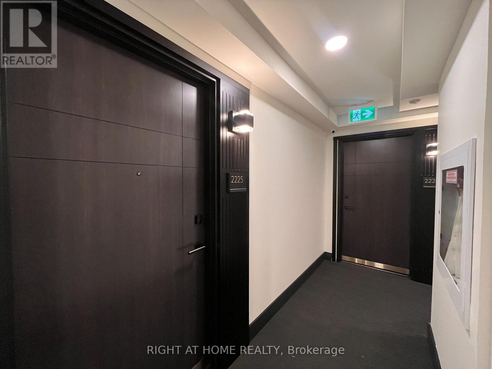 S- 2225 - 145 Columbia Street W, Waterloo, Ontario  N2L 0K7 - Photo 19 - X14100624