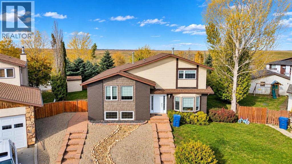 173 Shacker Crescent, Hanna, Alberta  T0J 1P0 - Photo 1 - A2352762
