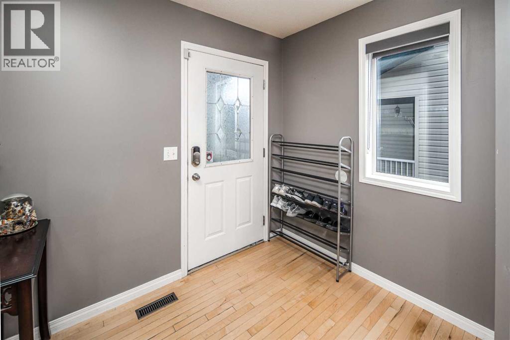 73 Evansbrooke Way Nw, Calgary, Alberta  T3P 1C7 - Photo 2 - A2349138
