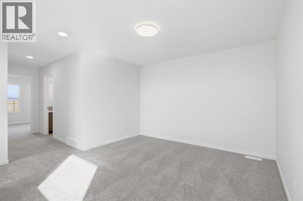 90 Rosemary Gardens SE, Calgary, Alberta  T3S 1B2 - Photo 26 - A2353215