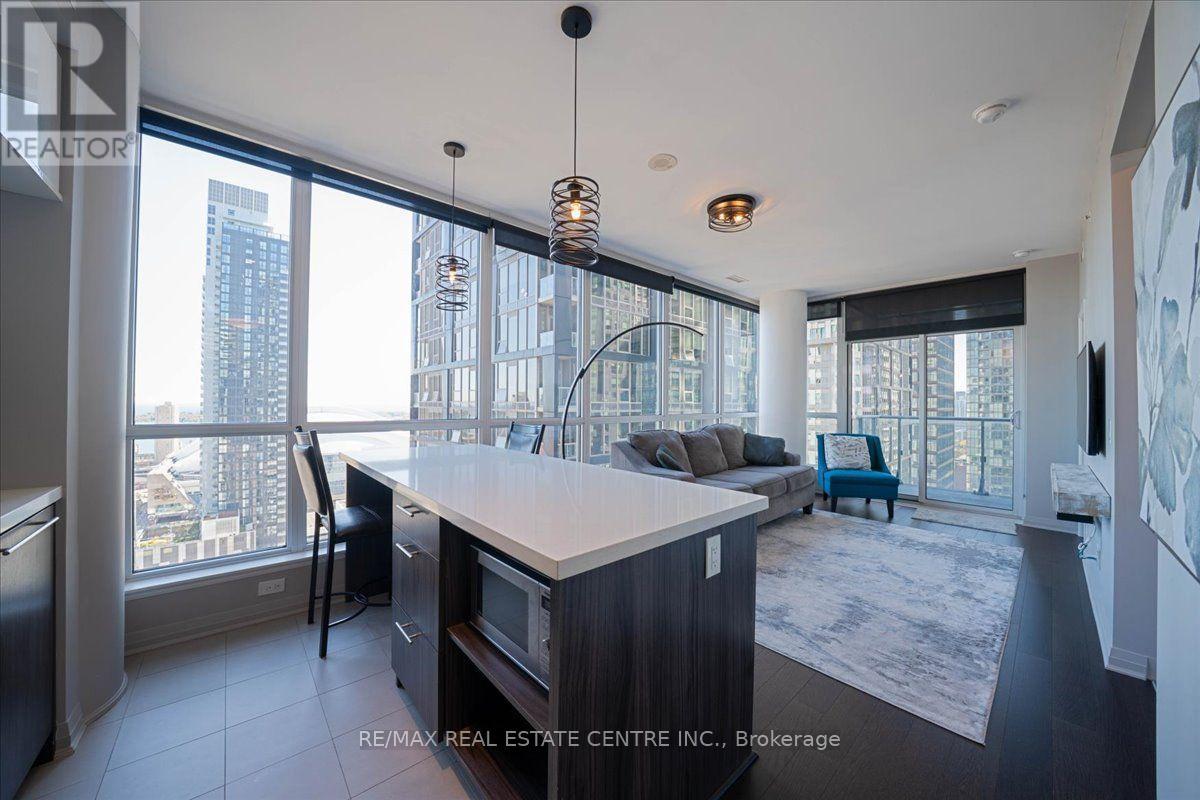 2808 - 8 Mercer Street, Toronto, Ontario  M5V 0C4 - Photo 2 - C14097432