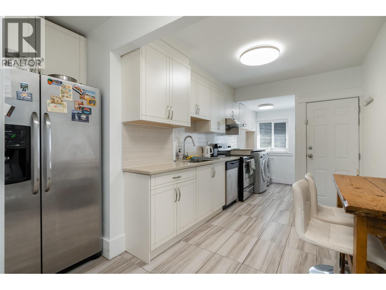 28xx W 6th Avenue, Vancouver, British Columbia  V6K 1X1 - Photo 3 - R3177310