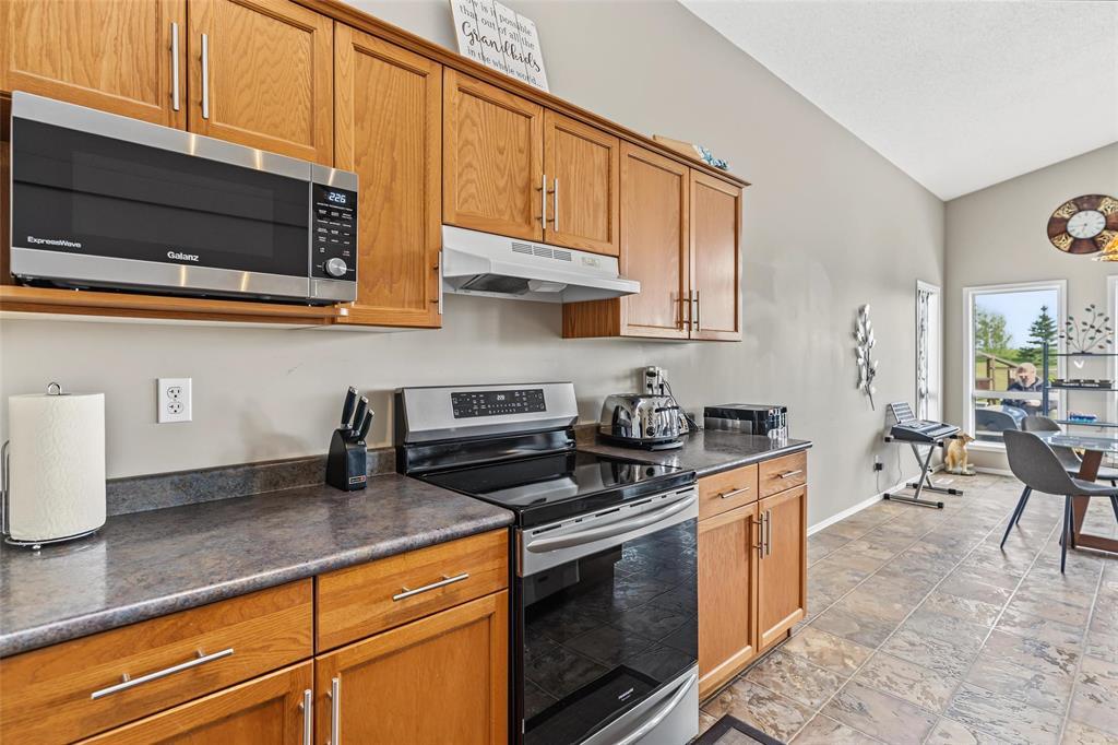99 Nevens Bay, Winnipeg, Manitoba R2C 4P1 - Photo 11 - 202626239